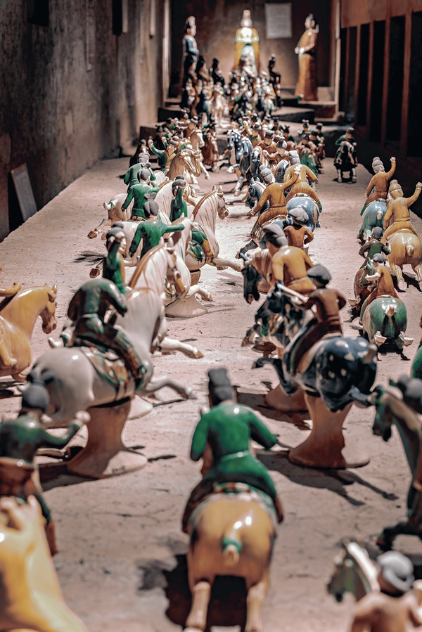 形影杉森，他用鏡頭連接傳統(tǒng)與現(xiàn)在