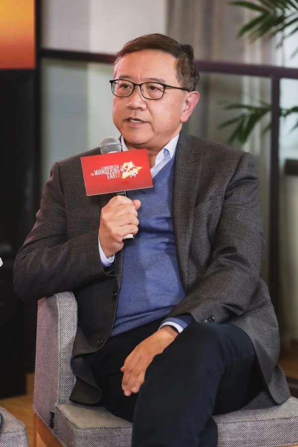 “中國(guó)科幻?中國(guó)力量”圓桌對(duì)談，《流浪地球2》主創(chuàng)在人民日?qǐng)?bào)“劇透”了第三部