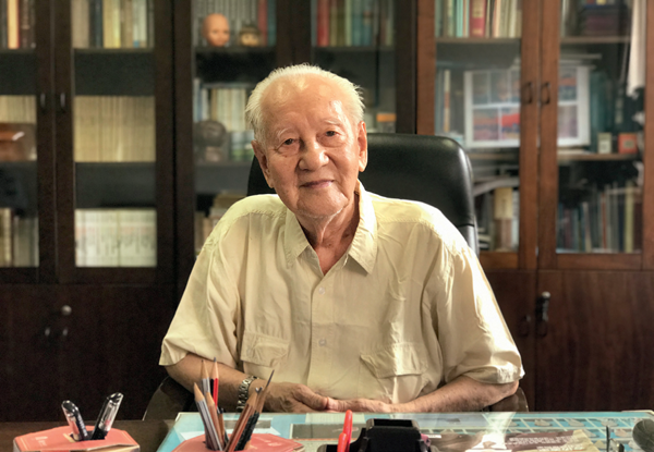 試問大海碧波，何謂以身許國——專訪“中國核潛艇之父”黃旭華